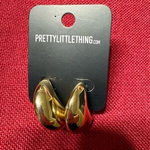 PrettyLittleThing Gold Chunky Hoop Earrings